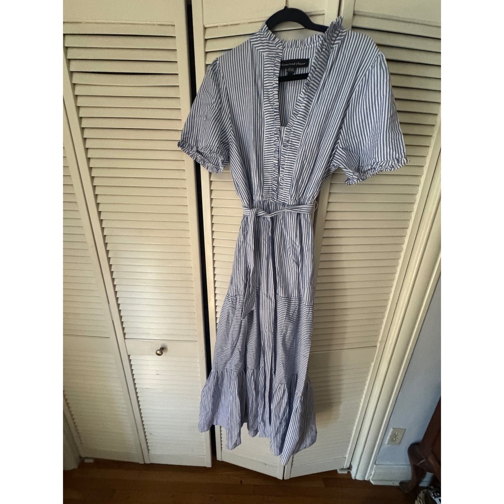 Clover and Sloane‎ Blue White Striped Tiered Maxi Dress Ruffle V-Neck Size 12